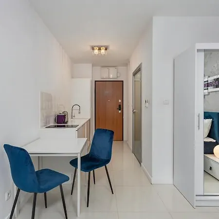 Intelliparts B Appartamento Breslavia