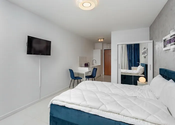 Intelliparts B Apartment *